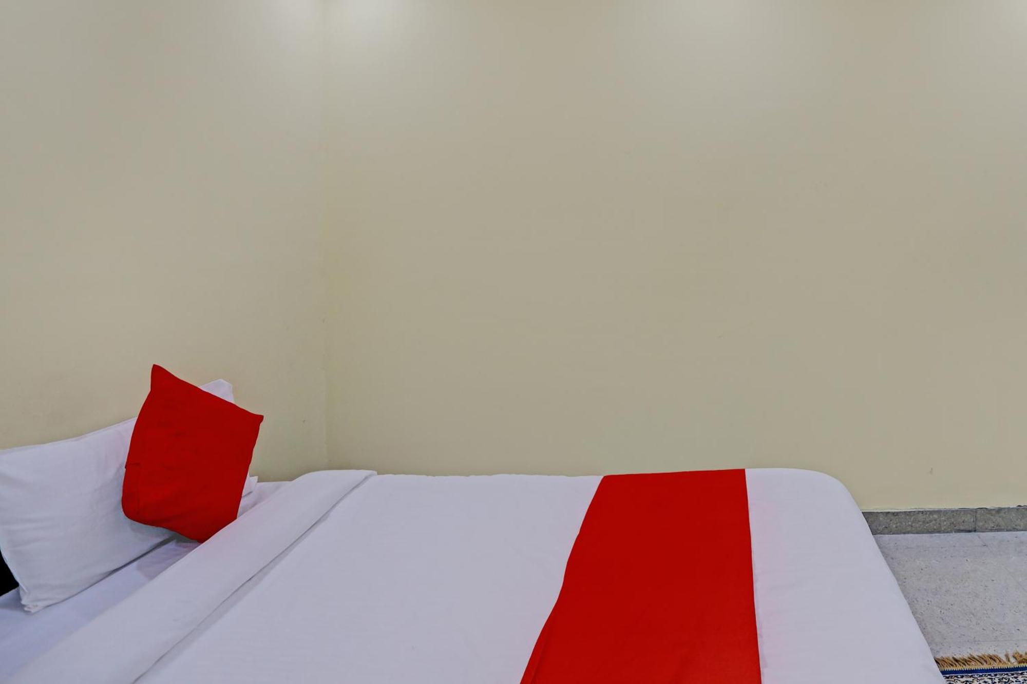 ניו דלהי Hotel O Park Palace מראה חיצוני תמונה