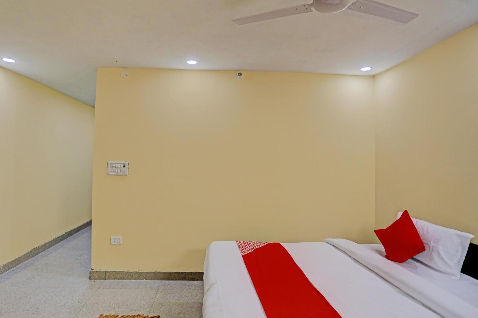 ניו דלהי Hotel O Park Palace מראה חיצוני תמונה